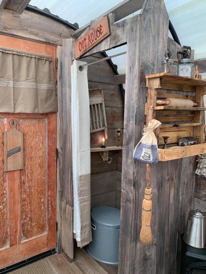 Fox Pass Cabins Bed and Breakfast Hot Springs Esterno foto